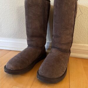 UGG Brown Boots